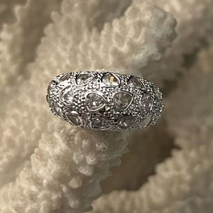 Gorgeous silver statement ring with heart shaped Cz 18mm approx 7-71/2